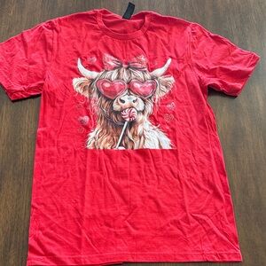 Gildan Red Short Sleeve Tee with Heart-Eyed Cow Design